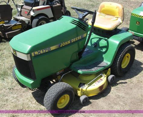 John Deere Lx176 Lawn And Garden Tractor Service Manual Download John