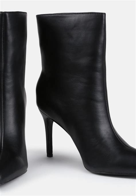 Black Mid Heel Ankle Boots Missguided