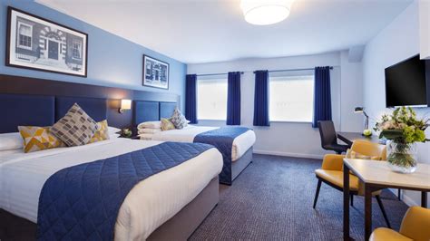 Quad Room Hotel Rooms For Groups Temple Bar Hotel Dublin