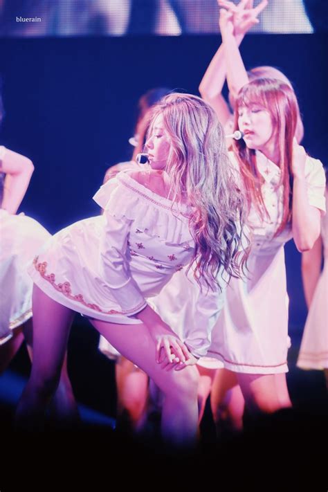 Pin On Kpop Army Bts Exo Girls Generation Pink Kdrama Oppa