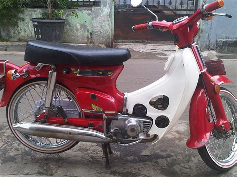 The bike is in good condition although it has not been on the road since 1996. HONDA C70 ORIGINAL PAINT | sold | By: LANA CARLITOS ...