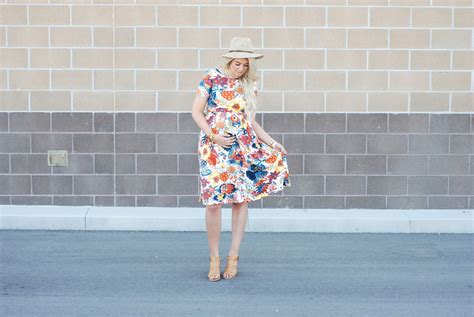 Floral Dress Featuring Zaful Wiwt Link Up The Red Closet Diary