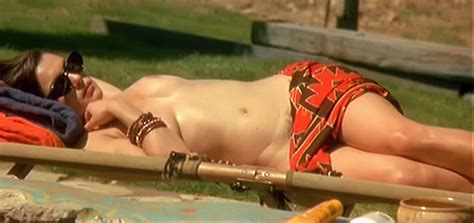 Rachel Weisz Nude Boobs In Stealing Beauty Movie Free Video The