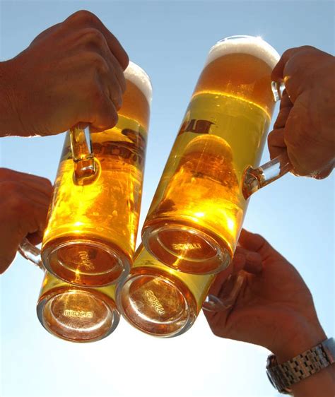Tag des bieres am haidplatz. Tag des Deutschen Bieres: Wer sich traut, der braut selbst | Bier, Erfindungen und Kalorientabelle