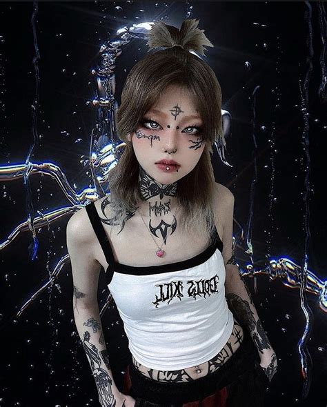 Ulzzang Face Tattoos Girl Tattoos Chinese Clothing Traditional Estilo Harajuku Gangsta Girl