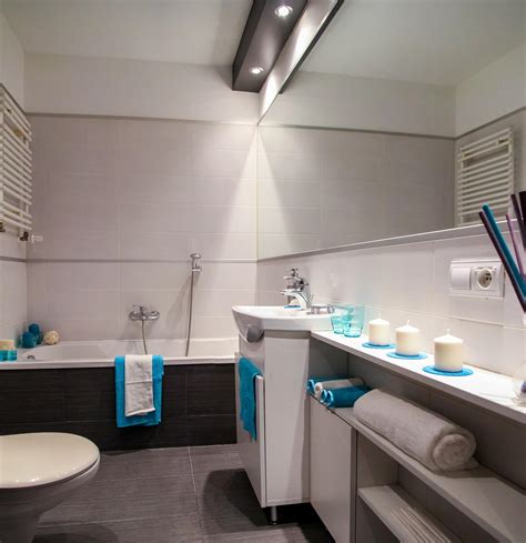 It creates a sense of adventure in the interiors of your bathroom. 10 Small But Funky Bathroom Designs - Interior Design ...