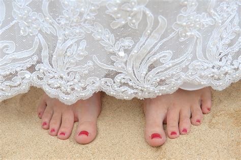 My Wedding Wasnt On The Beach But I Didnt Wear Any Shoes Big Fancy