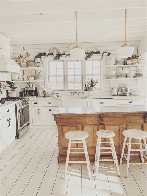 43 Warm Farmhouse Kitchen Decor Ideas This Winter Home Decor Ideas