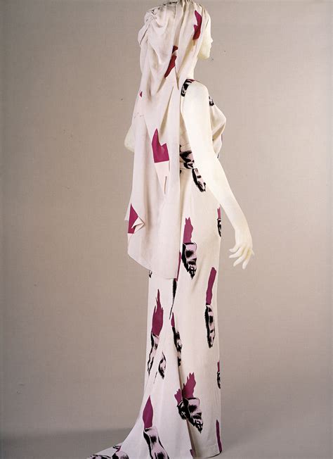 Finding a wedding dress should be exciting, not stressful. Life In Color: Elsa Schiaparelli, Fashion Icon