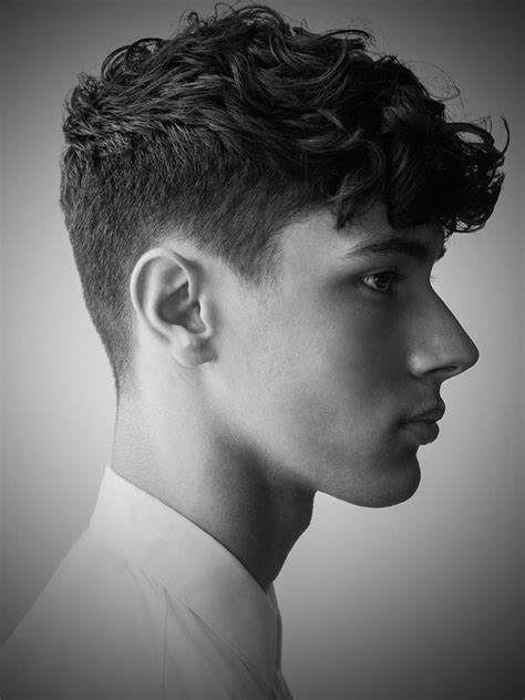 Style low fade for sides and back hair and create waves for the crown hair. 20 Cool Wavy Hairstyles For Men - Feed Inspiration