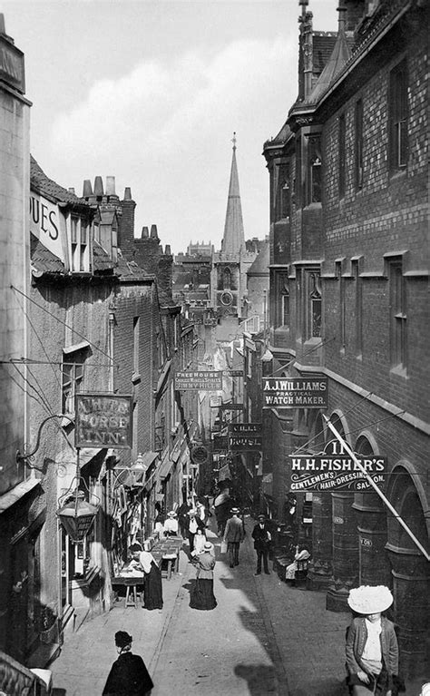 28 Rare Vintage Photos Captured Everyday Life In Bristol Before 1900