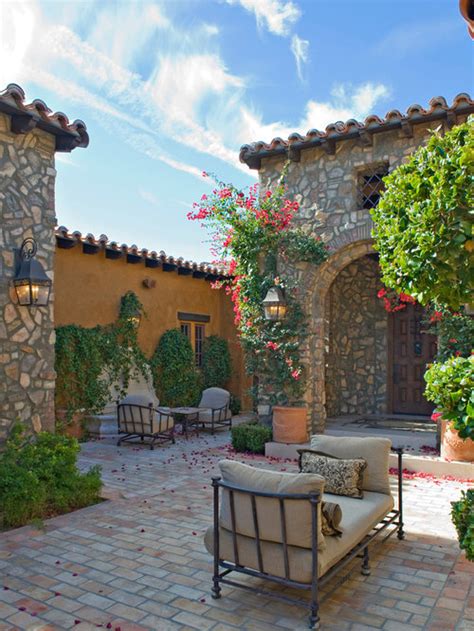 Tuscan Courtyards Houzz