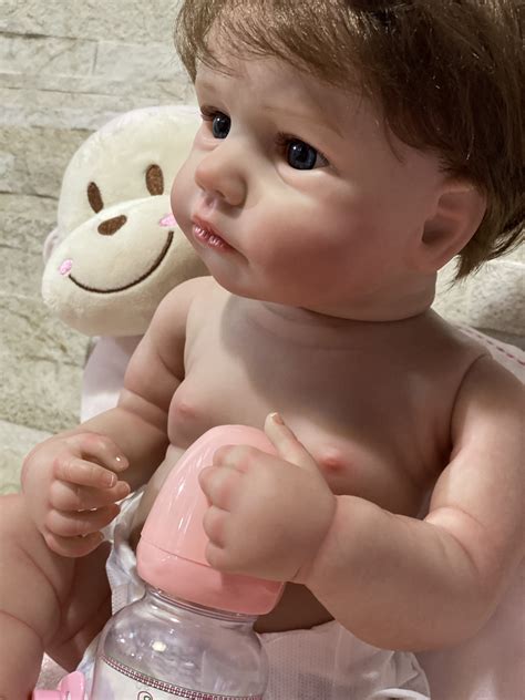 bebê reborn realista com corpinho todo em silicone bebês meninas planeta reborn bh