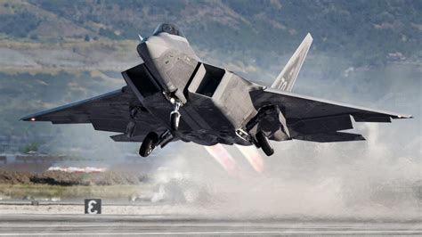Us F 22 Takes Off At Full Afterburner Before Extreme Vertical Climb