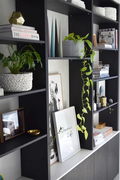 Bookshelf Styling Tips Ideas And Inspiration 34 Decoratoo