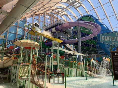 List Of Water Parks Near Me Indoor 2022