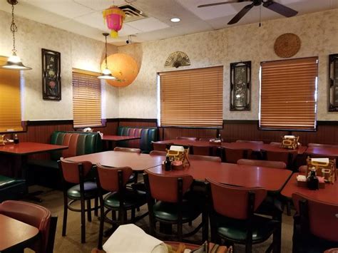 We have all your classic favorites from egg rolls to sweet and sour pork. Hunan Chinese Restaurant - Meal takeaway | 110 Commerce St ...