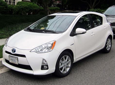 How to jump a car with a prius c. File:2012 Toyota Prius c -- 05-23-2012 2.JPG - Wikimedia Commons