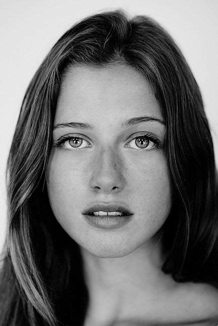 Cristina Sagnier Beauty Beautiful People Face
