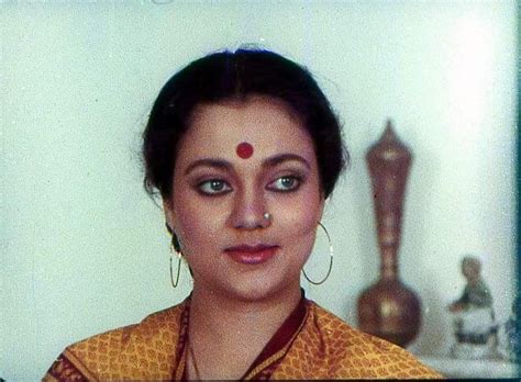 Pin By Prabh Jyot Singh Bali On Mandakini Beautiful Actresses Vintage Bollywood Retro Bollywood