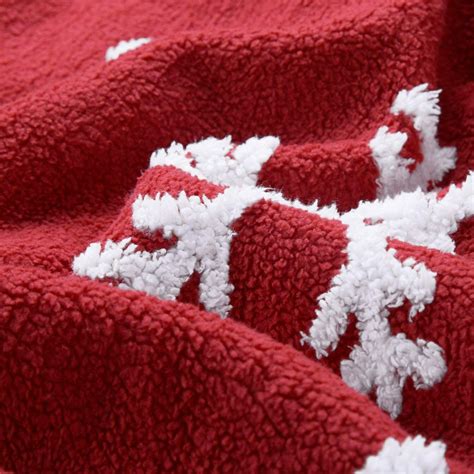Bedsure Christmas Holiday Sherpa Fleece Throw Blanket Snowflake Red And
