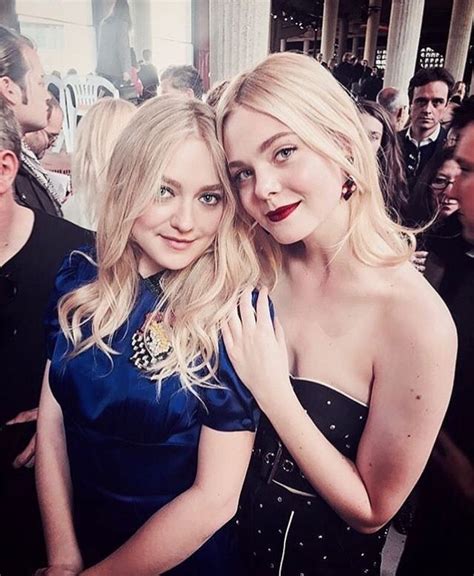 Dakota And Elle Fanning Dakota And Elle Fanning Elle Fanning Sexy Cosplay