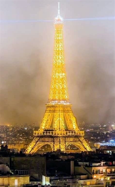 Wow Seems Like Golden Eiffel Reflects Under Sun Paris Photography