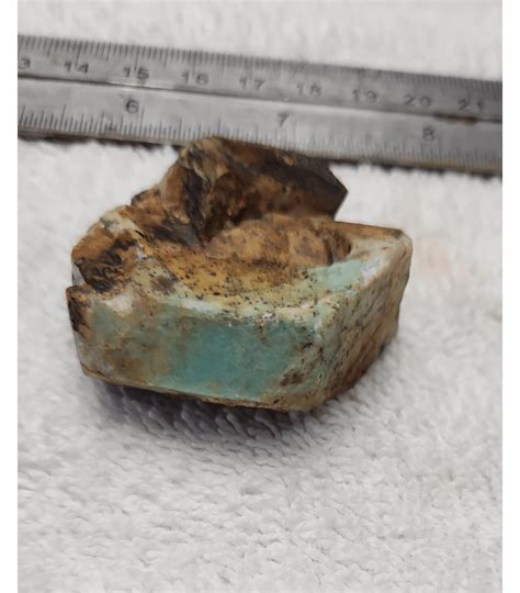 Turquoise from western slope Colorado. : r/MineralPorn