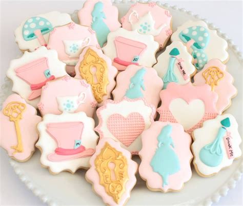 Pretty Alice In Wonderland Mad Hatter Tea Party Cookies By Miss