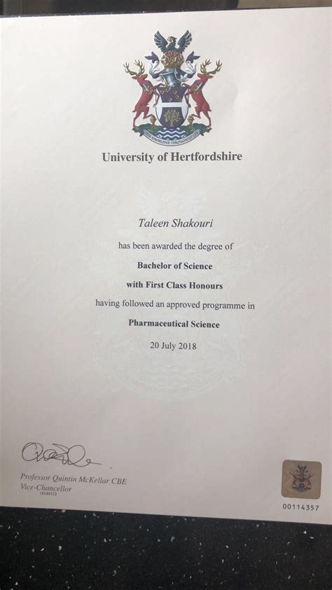 Taleen On Twitter Officially Graduating From Uniofherts With A First
