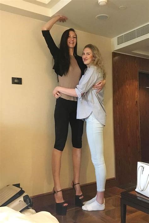 Longest Girl Tall People Tall Women Tall Girl