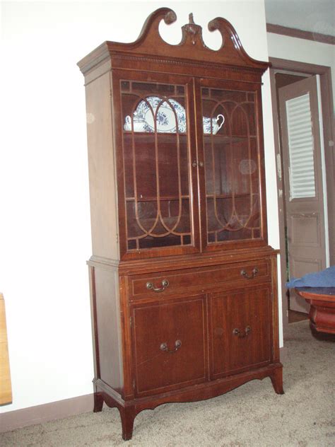 Vintage Mahogany China Cabinet For Sale Classifieds