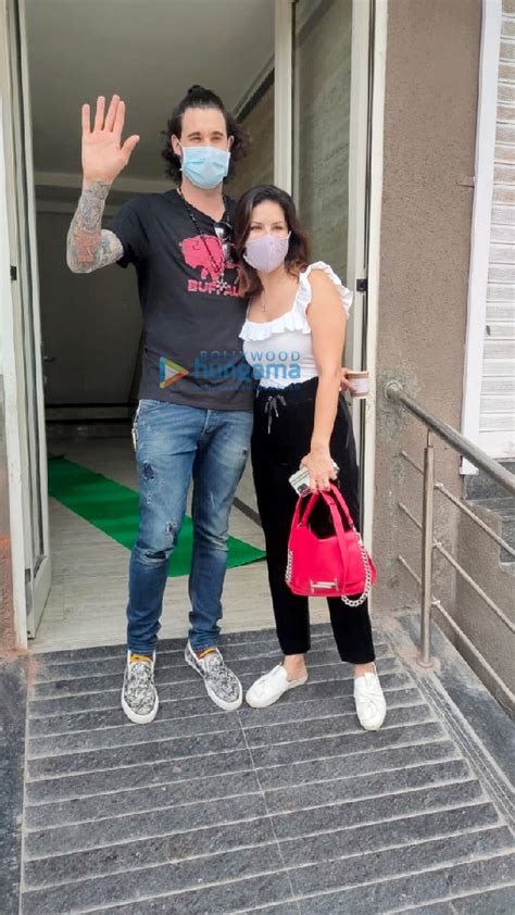 Photos Sunny Leone And Daniel Weber Snapped In Andheri Daniel Weber
