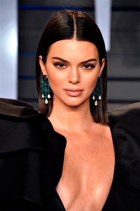 Kendall Jenner Llevó El Disfraz De El Cadáver De La Novia Más Glamouroso Vogue