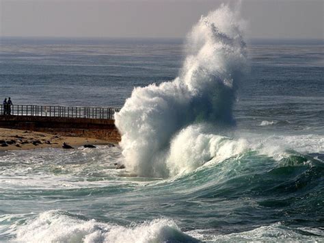 Shore Diving On Hold As Hurricane Marie Brings Huge Waves To Coastline California Diver Magazine