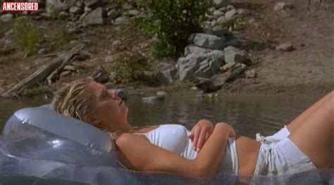 Tara Reid Nua Em Devils Pond