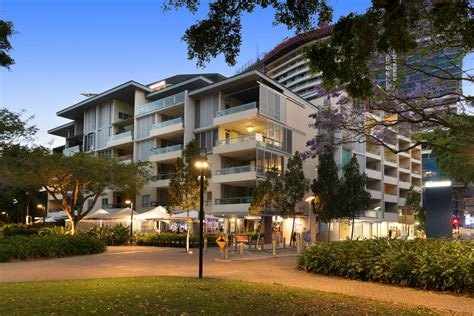 South Bank A Closer Look At Galleria Apartments Bees Nees