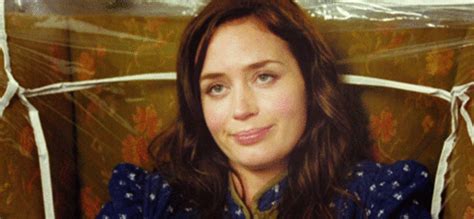 7 Reasons Emily Blunt Is The Perfect Girl On The Train Mtv