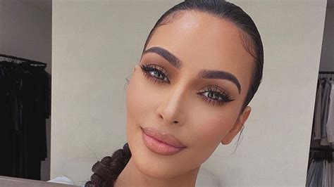 Kim Kardashian Eyebrows How To Grow Out Your Eyebrows Like A