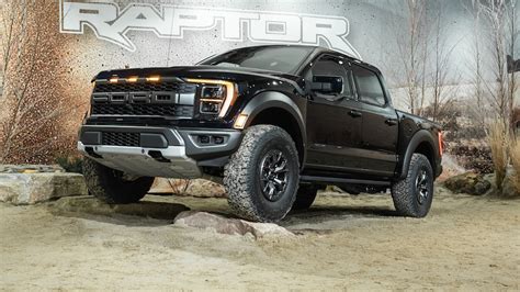 2021 Ford F 150 Raptor Arrives To Take On The Trx