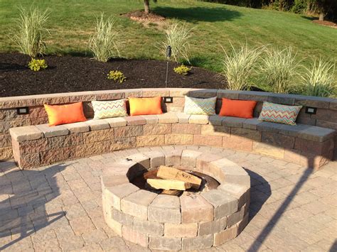 Backyard Entertaining Area Outdoor Built In Fire Pit With Retaining