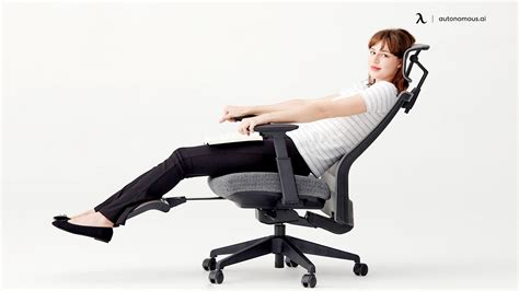 Strategies To Kick Your Slouching Habit In Chairs