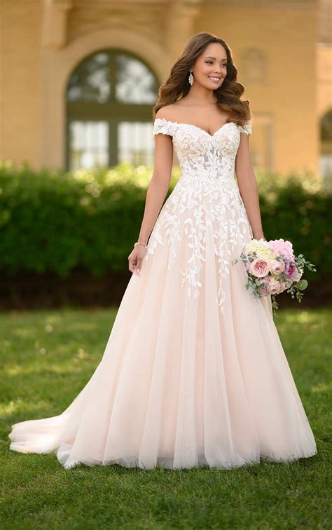 Romantic A Line Wedding Gown With Organic Leaf Pattern 7012 Wedding