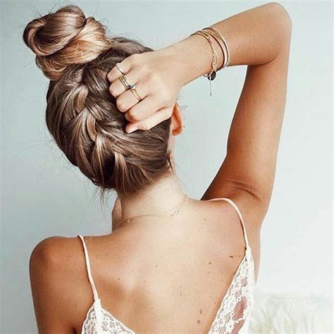 Top Knot Hairstyles Messy Hairstyles Pretty Hairstyles Evening