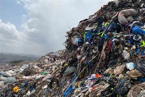 4 Places Where Our Clothes End Up When They Are Discarded Earthy Route