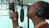 Regina Belle performing "Make An Example Out Of Me" at SiriusXM - YouTube