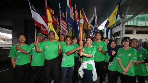 Laman rasmi sukan sea 2017 versi bahasa melayu. MILO® Semarakkan Semangat Sukan dengan Larian Obor Kuala ...