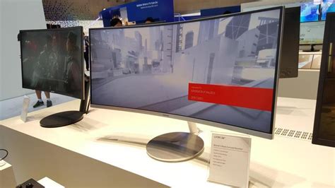 Menschen mit laptops möchten sie möglicherweise an einen separaten bildschirm anschließen, sodass sie zwei separate bildschirme. Eyes On With Samsung's 34-Inch Curved Gaming Monitor