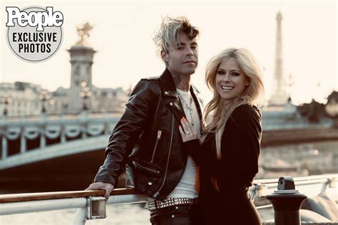 avril lavigne engaged to mod sun after paris proposal exclusive photos