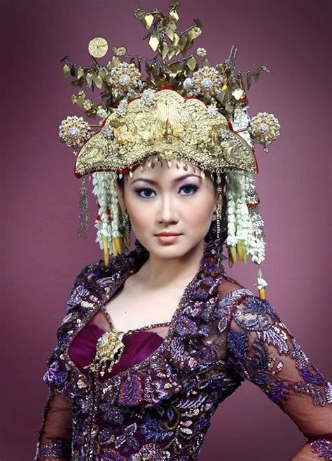 Vintage Tiara Comb Crown Indonesian Sumatra By Elrondsemporium Bridal Headdress Vintage Tiara